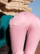 9 pictures - Georgia Ames In Hindu America