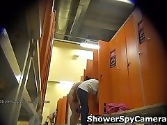 15 movies - Girls caught on a spy camera in a locker enclosure